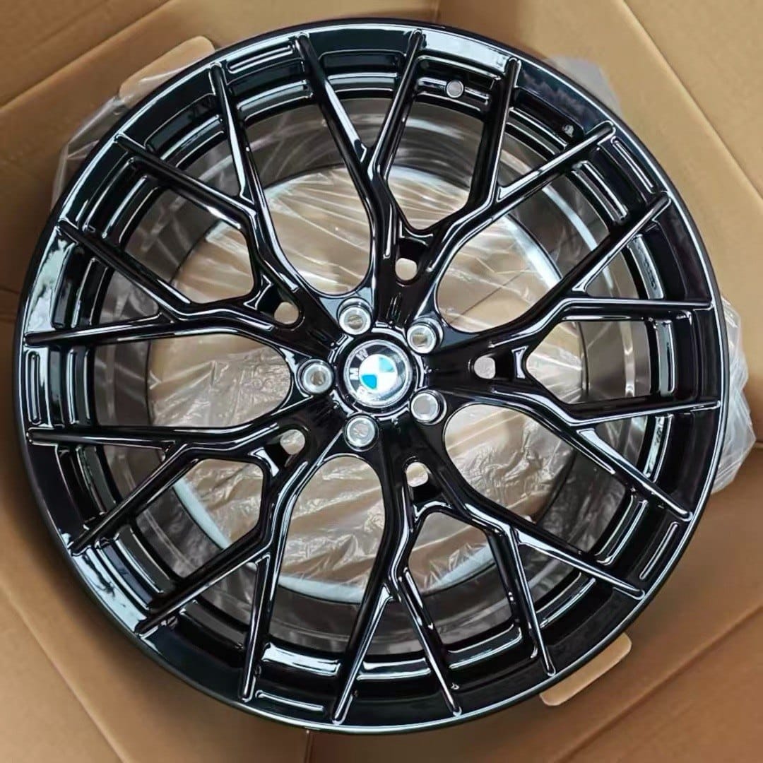 Gloss black
